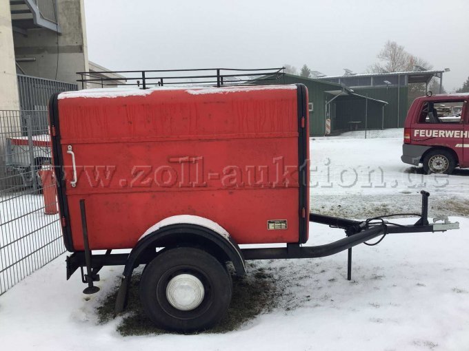Tragkraftspritzenanhänger
Seitenansicht "rechts" Tragkraftspritzenanhänger
Seitenansicht "rechts"