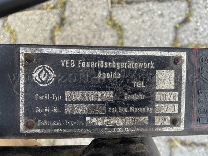 Typenschild des Anhängergestell