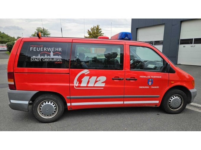 Rechte Fahrzeugseite