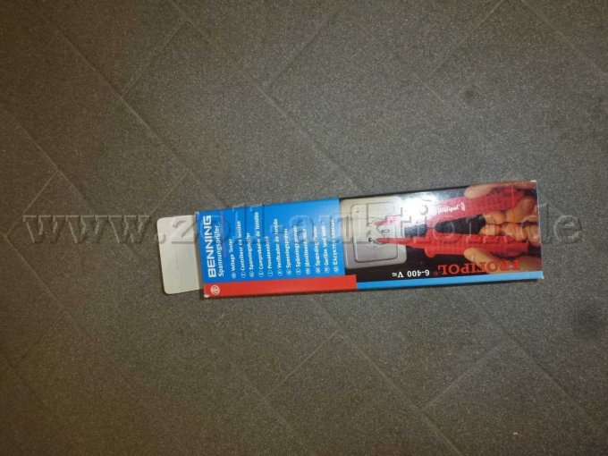 Vorderseite der Verpackung eines Werkzeuges im Werkzeugkoffer