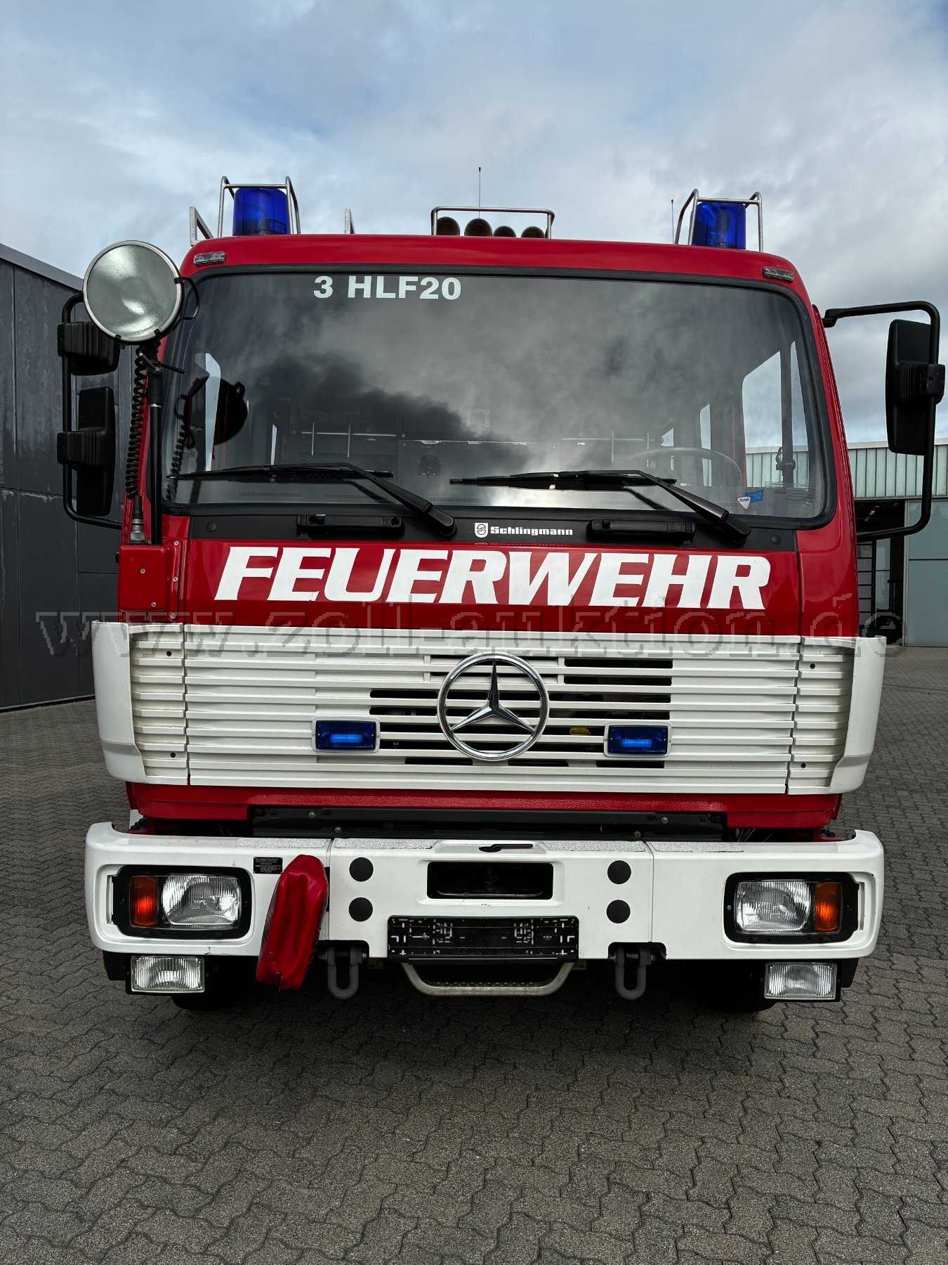 1 Feuerwehr / Löschgruppenfahrzeug LF 16-12 / Mercedes-Benz 1224 AF / Schlingmann
