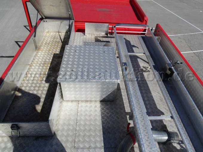 Dachansicht mit Dachkasten offen