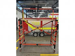 Plattform aufgebaut mit Rollen