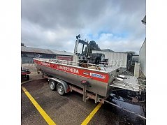 Gesamtansicht auf Trailer