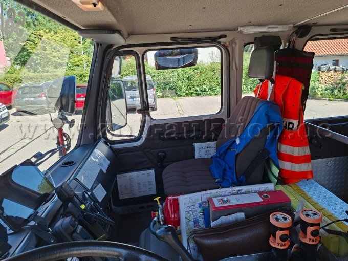 Innenraum Fahrer und Beifahrer