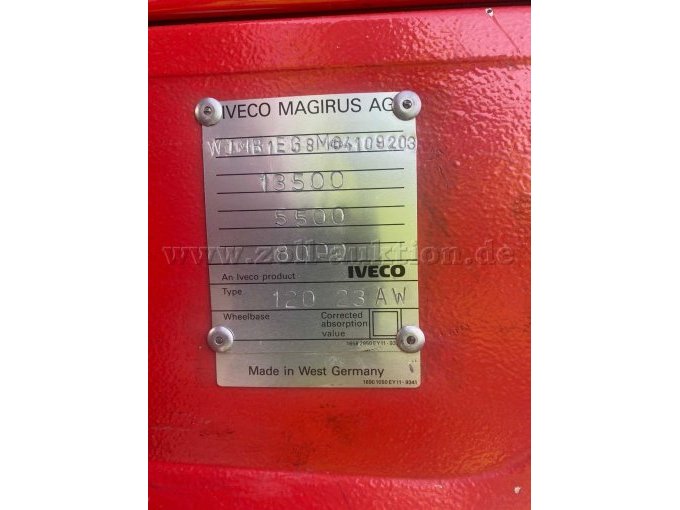 Typenschild Fahrgestell Hersteller