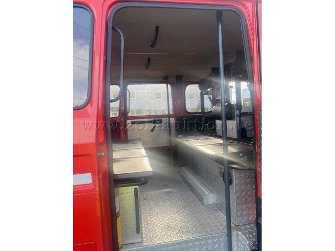 Ansicht Mannschaftsraum rechts