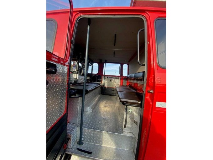 Ansicht Mannschaftsraum links