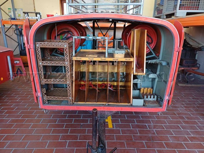 Ansicht von Vorne
Türen offen