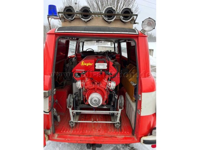 Innenraum hinten (ohne Beladung) B1000