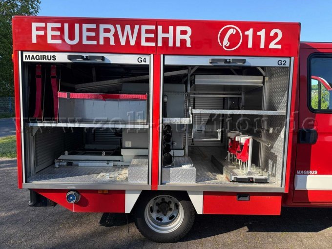 Ansicht vorne rechts offen