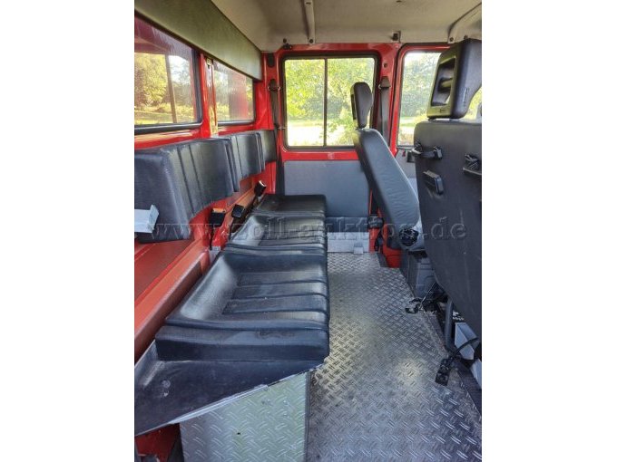 1 Feuerwehrfahrzeug Iveco Turbo Daily 49-10 (TSF-W) – foto 9 – kavel bij Zoll-Auktion, Westoverledingen