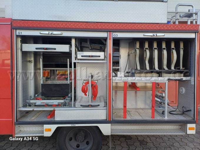 Fahrerseite Geräteräume