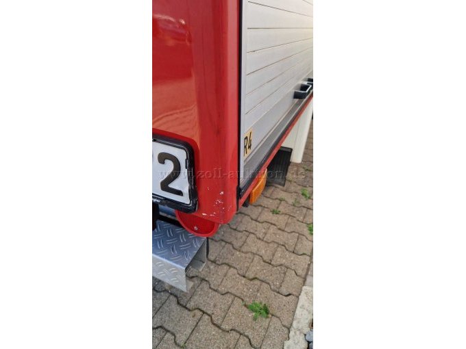 1 brandweerwagen – blusvoertuig 8/6 Mercedes-Benz 814 F – foto 12 – kavel bij Zoll-Auktion, Tiefenbronn