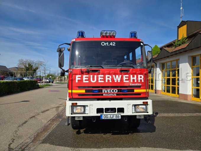 Fahrzeugfront2