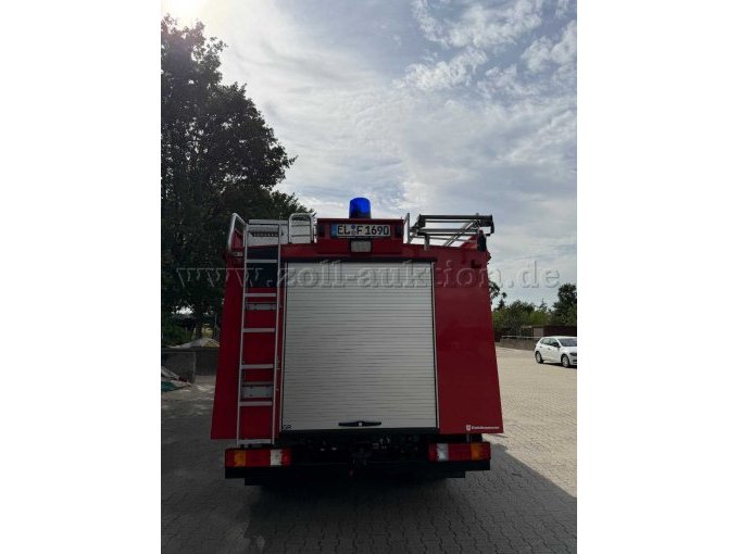 1 Feuerwehrfahrzeug LF 8 – Mercedes-Benz mit Schlingmann-Aufbau – foto 7 – kavel bij Zoll-Auktion, Lähden