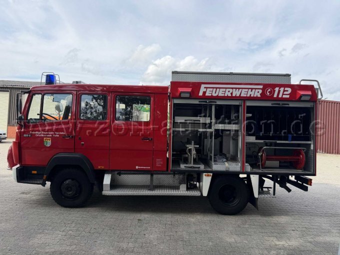 1 Feuerwehrfahrzeug LF 8 – Mercedes-Benz mit Schlingmann-Aufbau – foto 3 – kavel bij Zoll-Auktion, Lähden