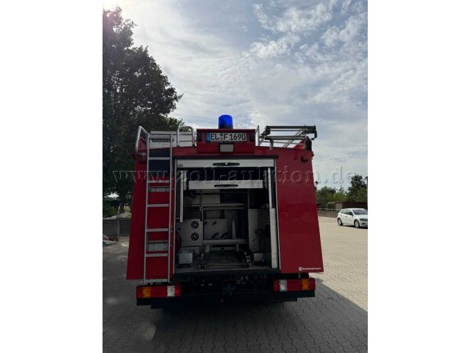 1 Feuerwehrfahrzeug LF 8 – Mercedes-Benz mit Schlingmann-Aufbau – foto 9 – kavel bij Zoll-Auktion, Lähden