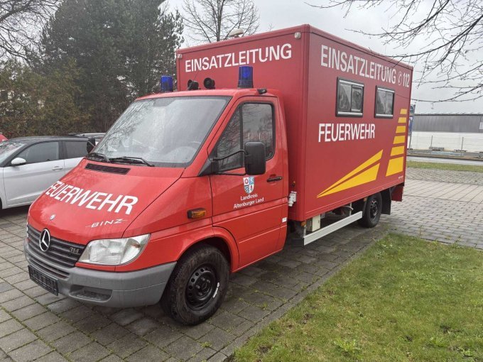 Frontansicht seitlich