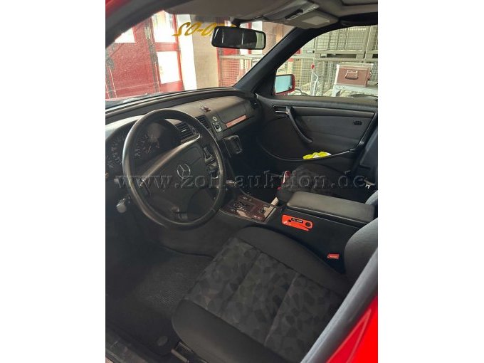 1 brandweerwagen Mercedes-Benz C 200 CDI T – foto 5 – kavel bij Zoll-Auktion, Osterrönfeld