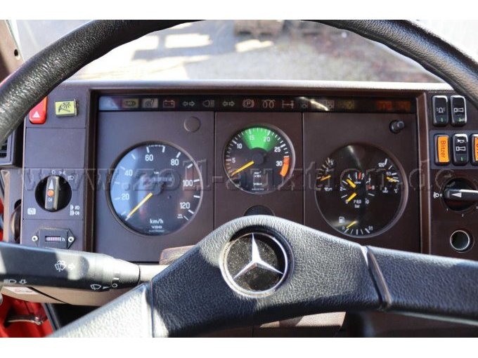 Ansicht Lenkrad/Tacho