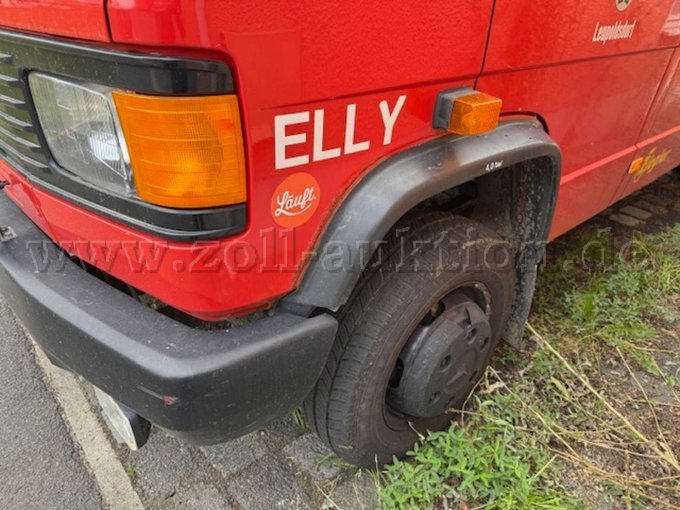 Kotflügel
vorne links