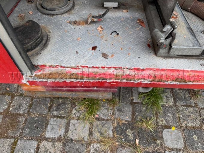 Geräteraum
Heckseite links