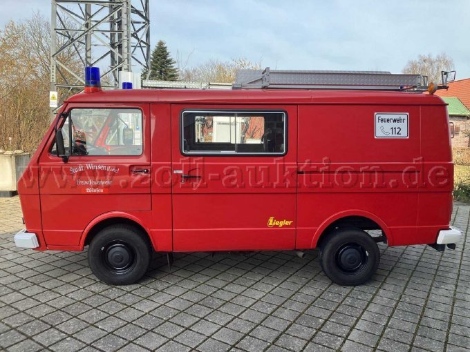linke Fahrzeugseite