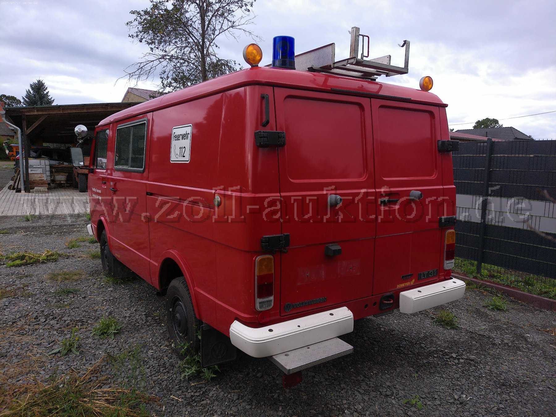 Typ Zoll-Auktion - 1 Feuerwehrfahrzeug Volkswagen LT 31, Typ 281 (ID 979621)