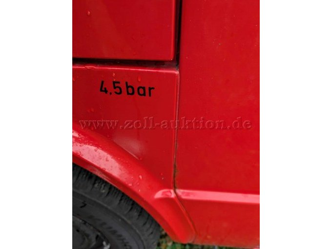 Vorne links