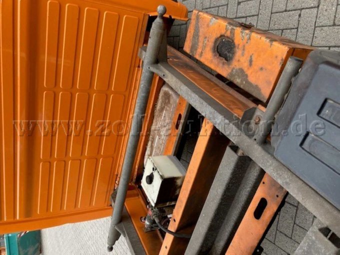 Rost Hinten am Auto