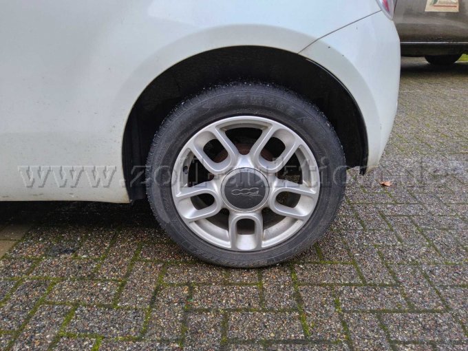 Felge u.Reifen hinten links