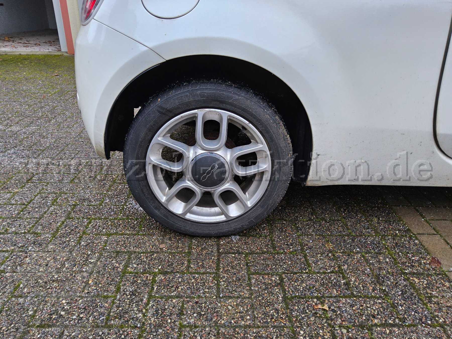 Felge u.Reifen hinten rechts