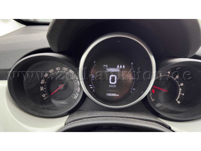 Tacho mit laufenden Motor