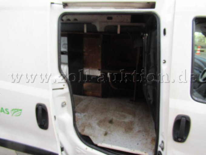 Innenraum vorn hinten rechts