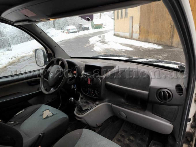 Vorderer Innenbereich rechts