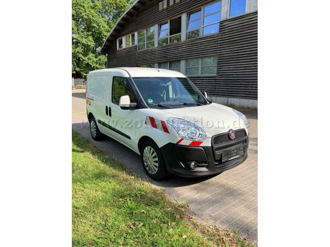 Fiat Doblo Ansicht vorne Seite rechts