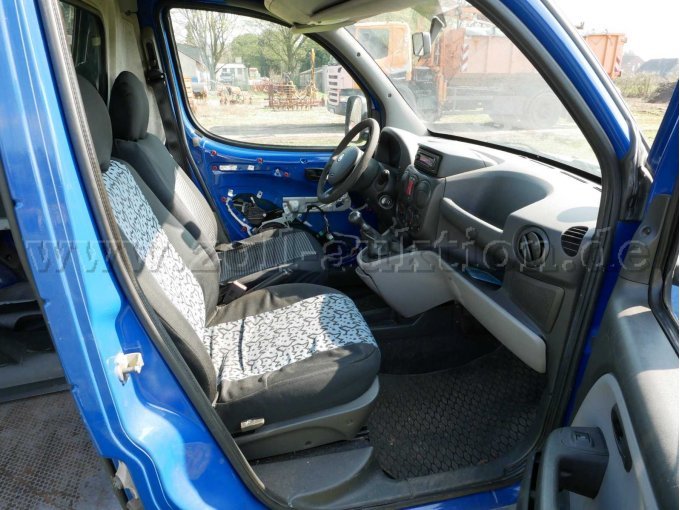 Übersicht Innenraum rechts