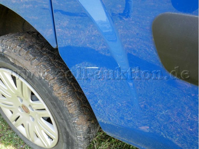 Beschädigung Schiebetüre rechts