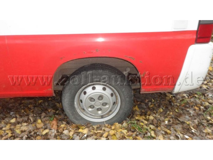 Flugrost / Lackabplatzer Radkasten hinten links