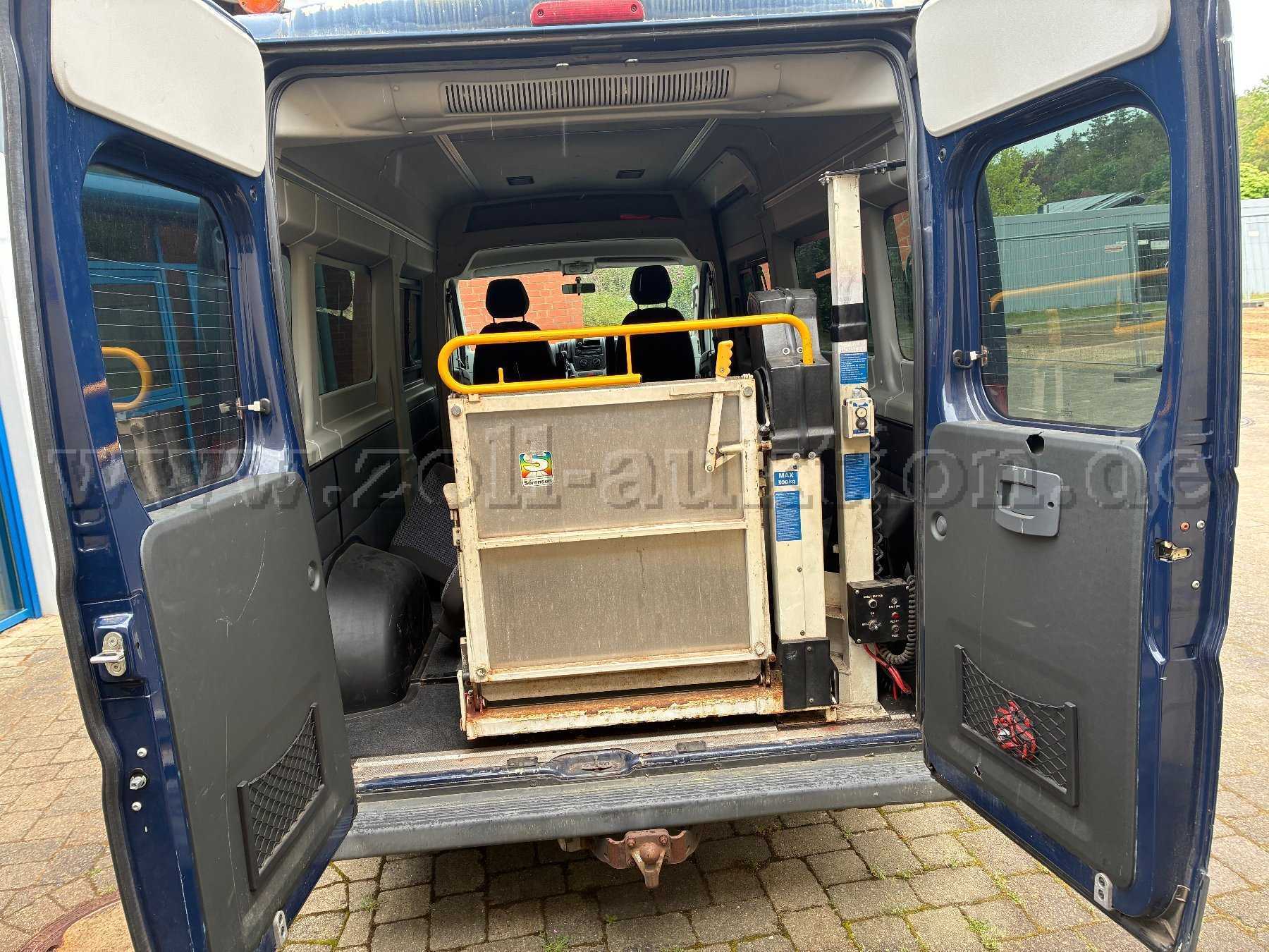 Heckansicht Rampe