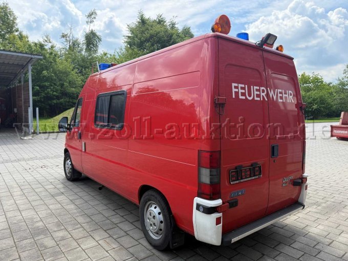 Hinten links