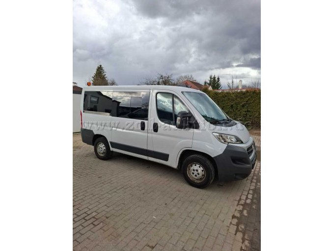 Außenansicht Beifahrerseite