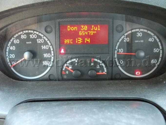 Ansicht Cockpit mit Kilometerstand