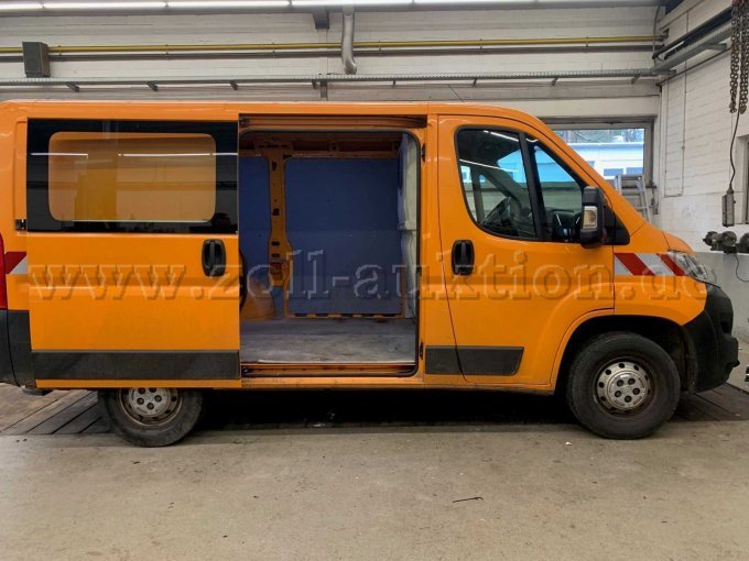 Seitenansicht Schiebetür offen