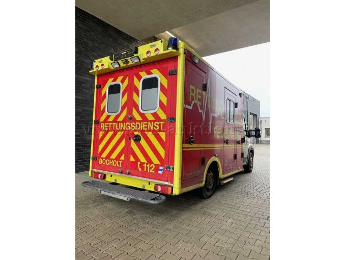 Beifahrerseite hinten