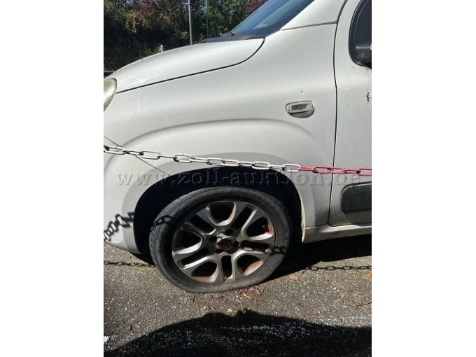 Fahrzeug - vorne links