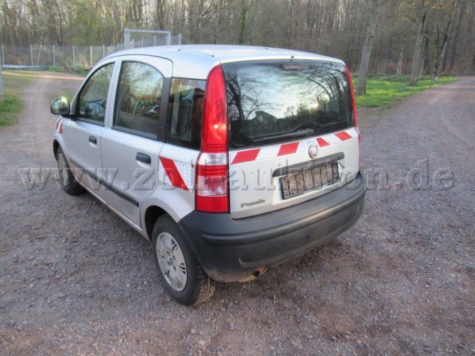 seitliche Heckansicht