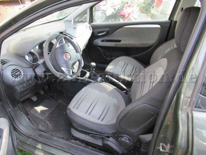 Innenraum Fahrerseite