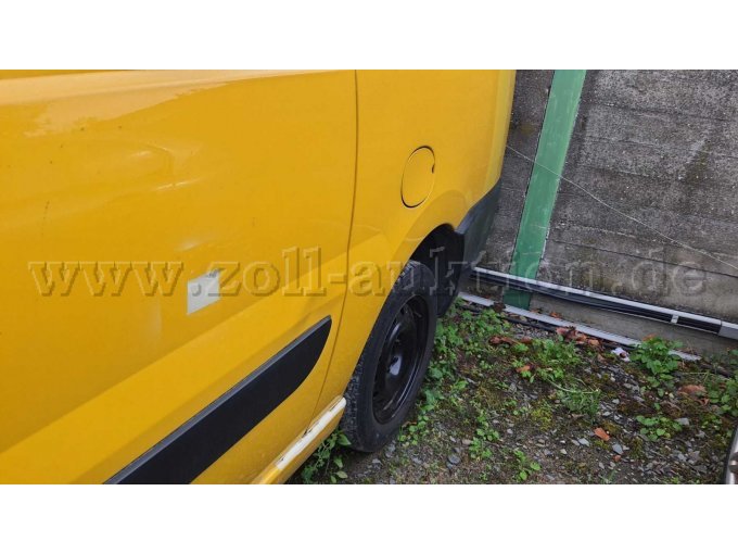 Beifahrerseite hinten